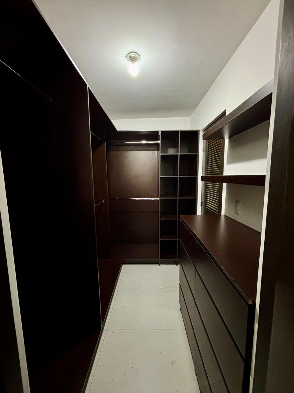 WhatsApp Image 2025-10-27 at 15.10.59