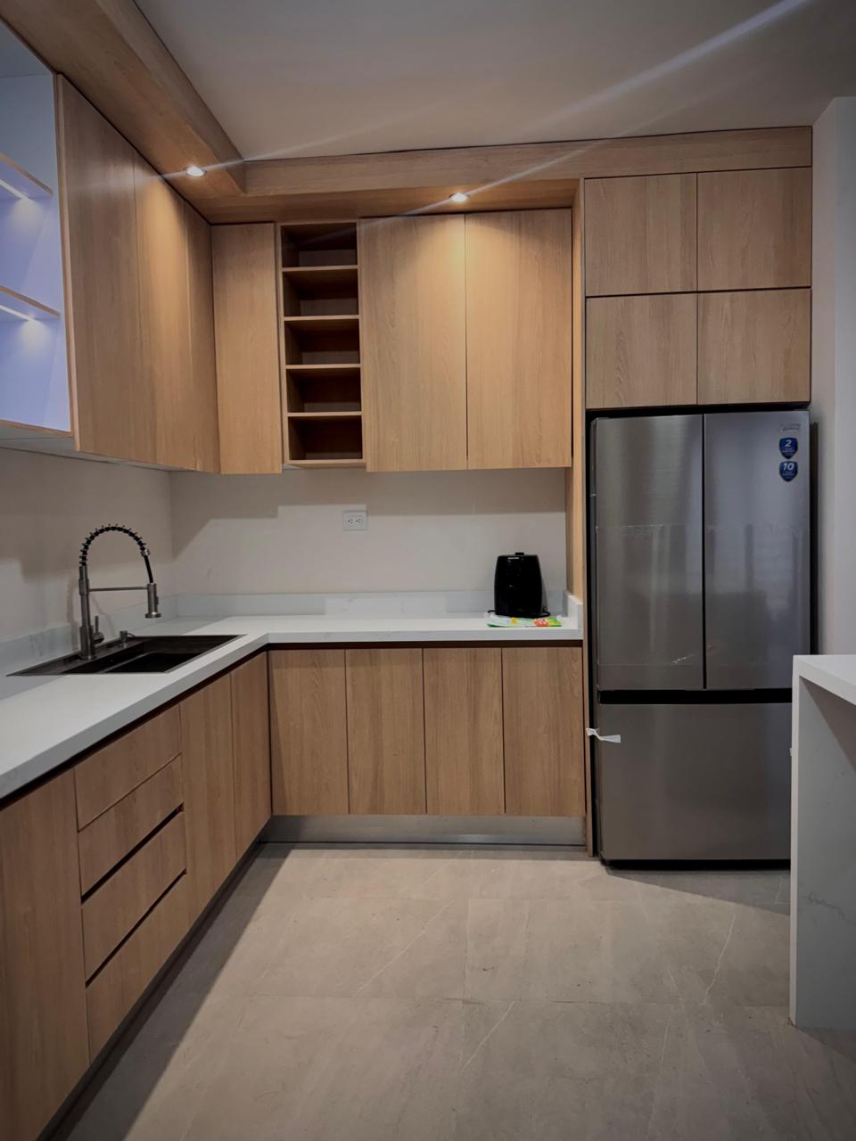 WhatsApp Image 2025-11-27 at 17.51.05 (2)