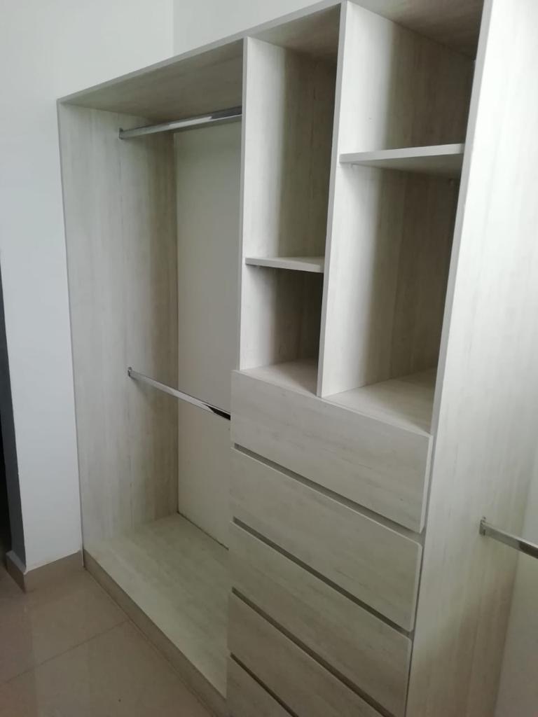 ed5aa0c6-e541-4364-8bf7-4e315f926995